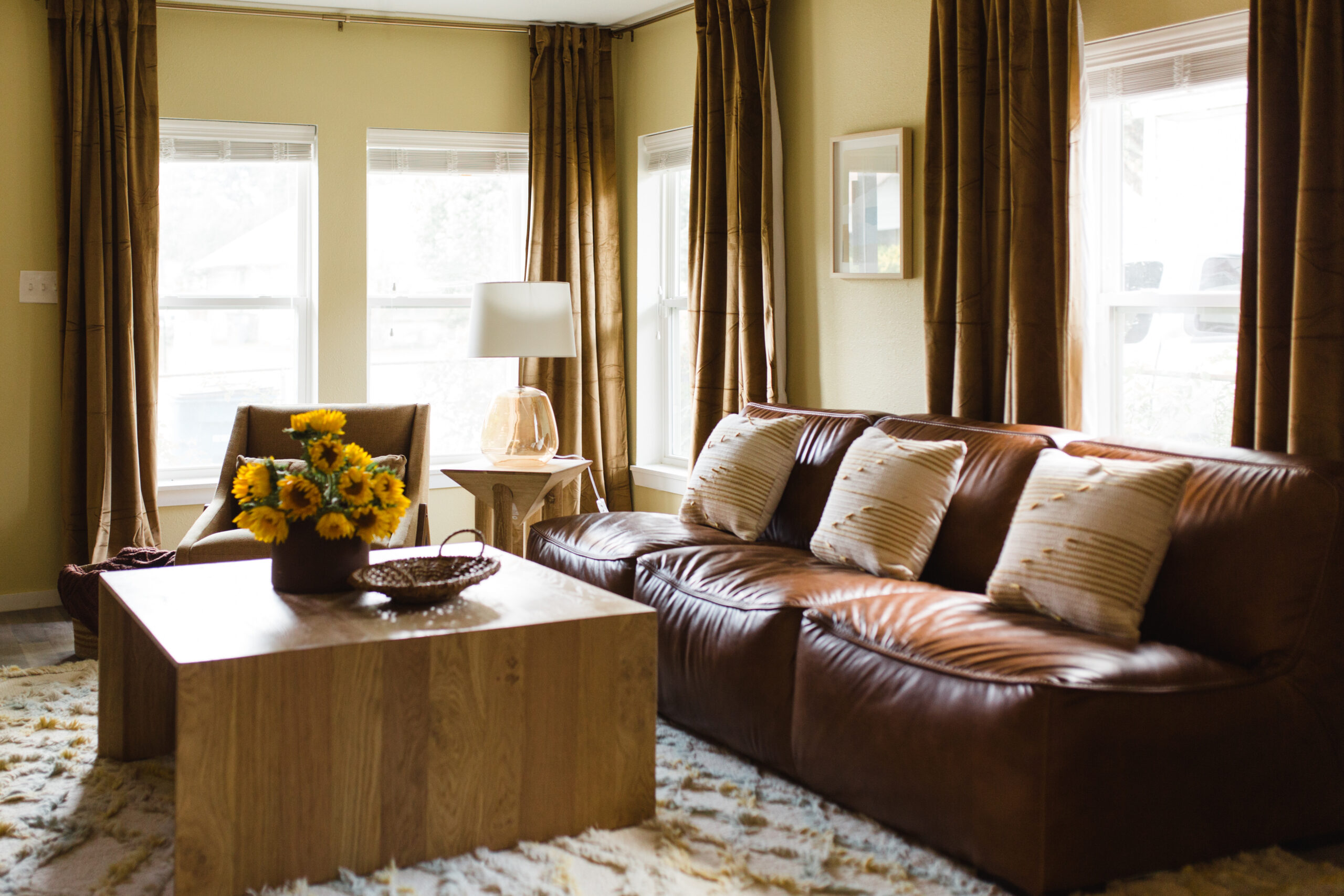 Warm monochromatic living room